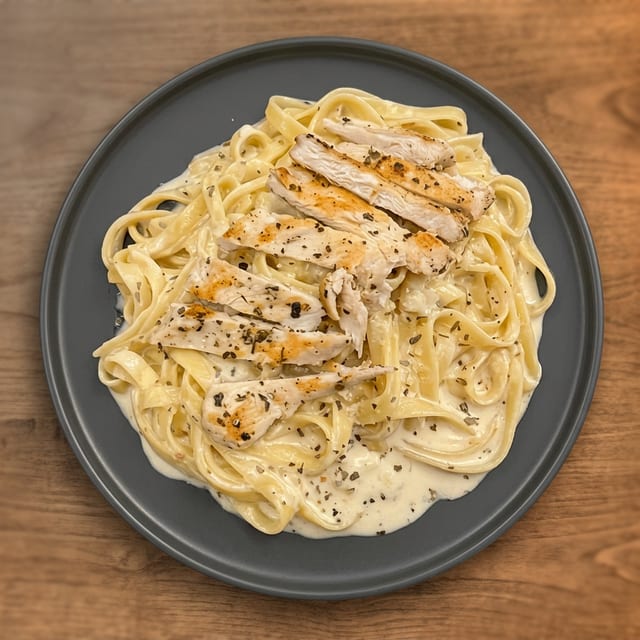 Fettuccine Alfredo with Grilled Chicken Pasta.